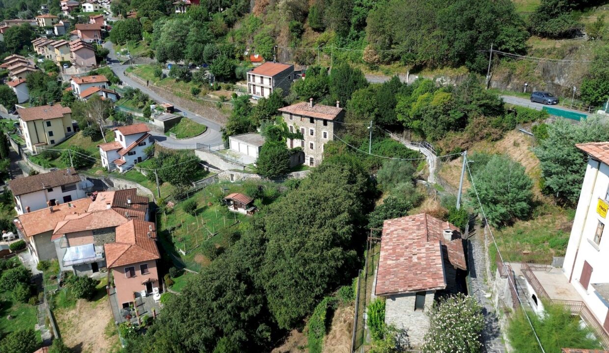 Lake Como Stone House with Garden San Siro