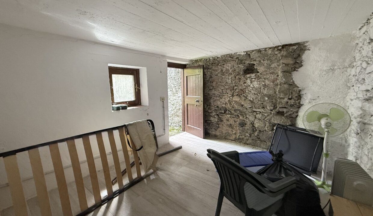 Stone House with Lake View in Montemezzo Lake Como