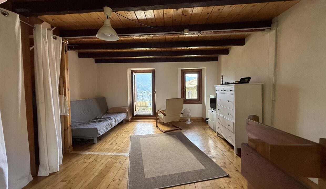 Stone House with Lake View in Montemezzo Lake Como