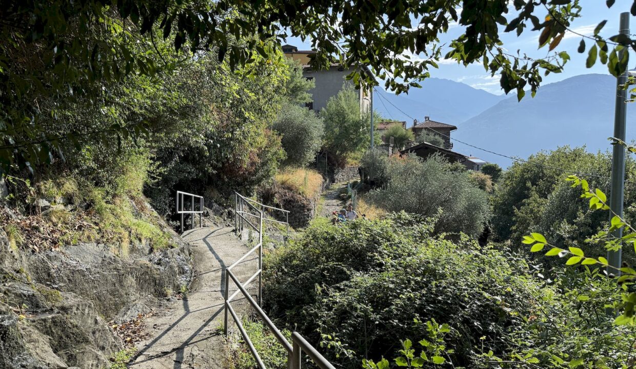 Lake Como Stone House with Garden San Siro