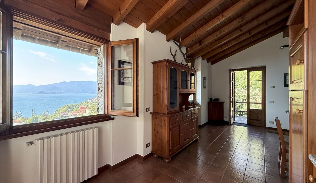 Lake Como Stone House with Garden San Siro