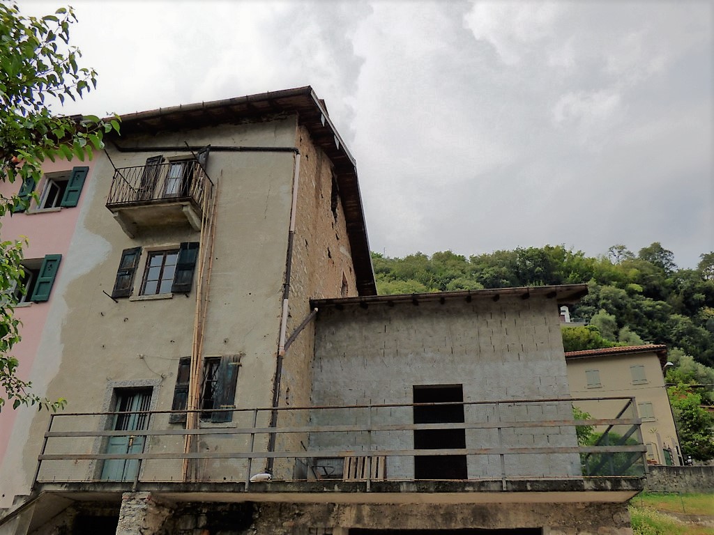 Tremezzina Rustico with garden and Lake view