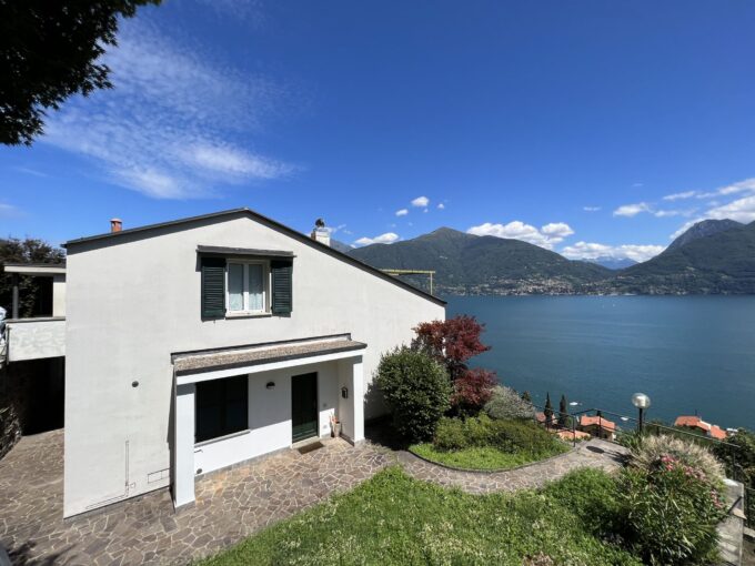 Apartment Lake Como with Terrace - San Siro