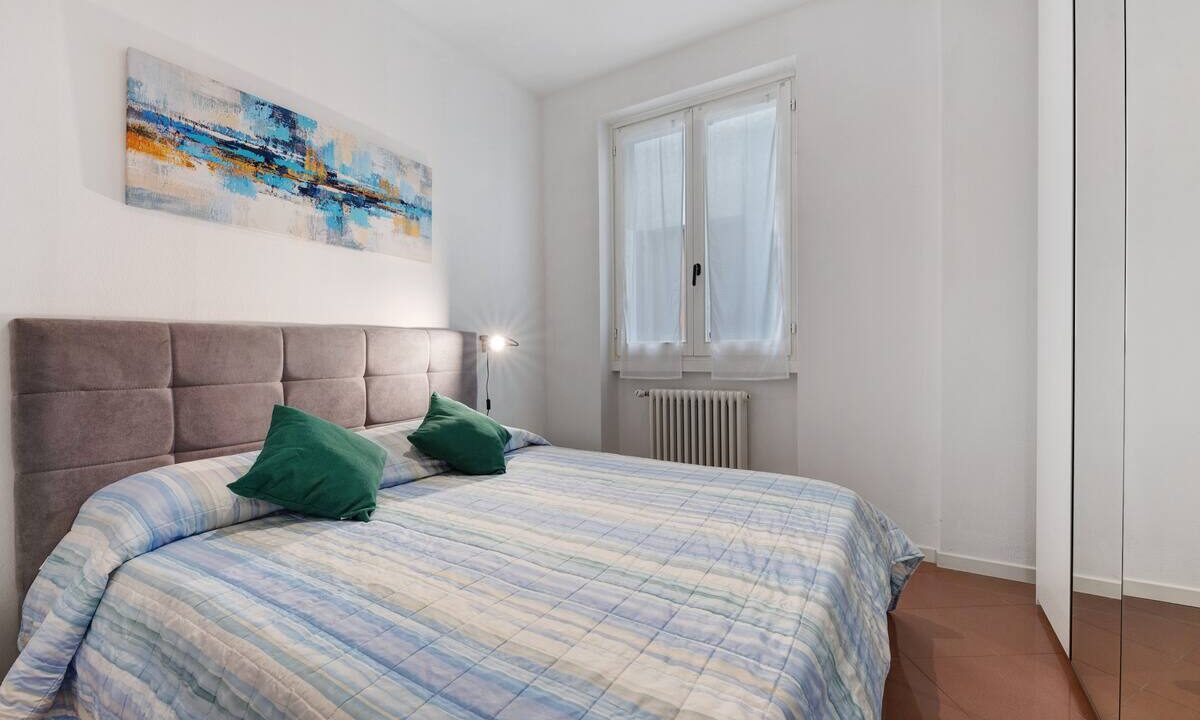 Lake Como Short Rental Apartments - Book Now!