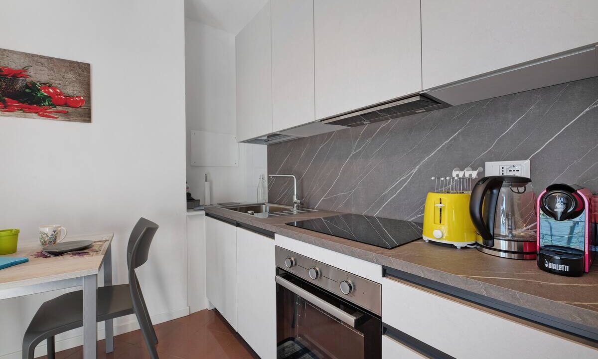 Lake Como Short Rental Apartments - Book Now!