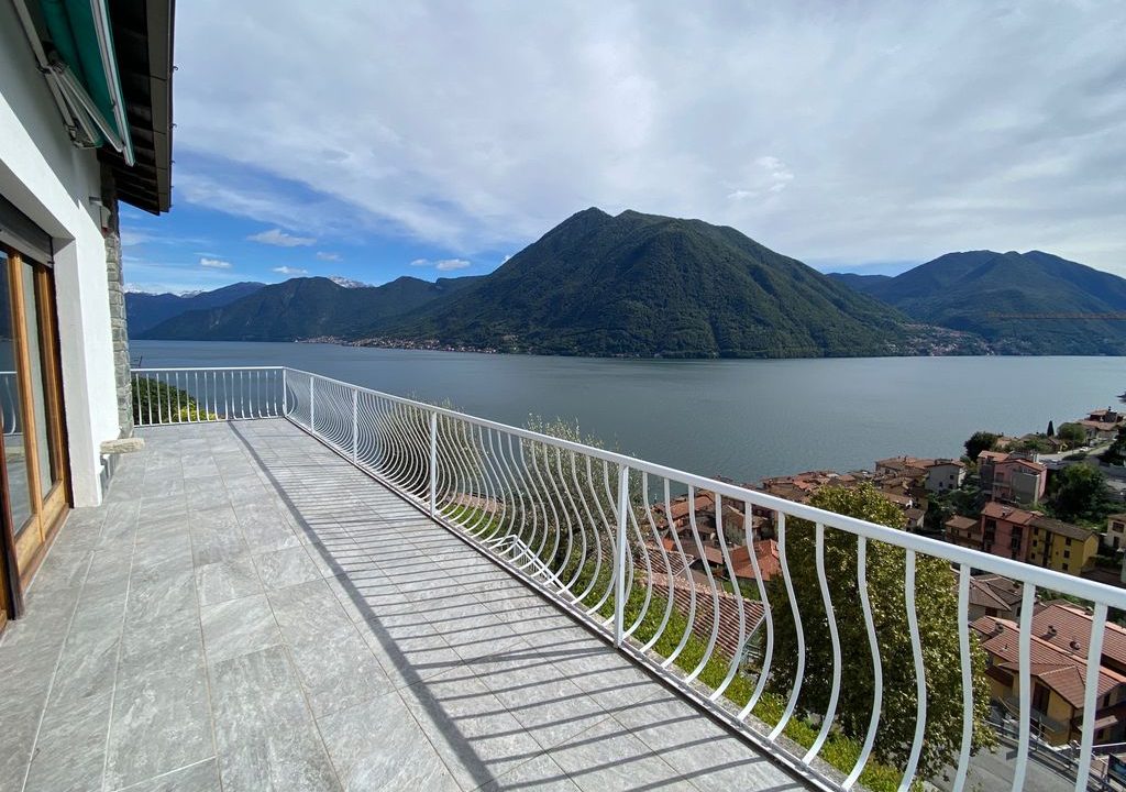 Argegno Villa Lake Como View  - terrace