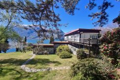 Lake Como Luxury Villa with Swimming Pool - Park