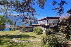 Lake Como Luxury Villa with Swimming Pool - Park