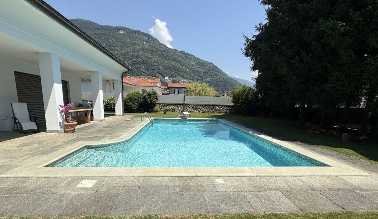 Villa Lake Como Gravedona ed Uniti with Swimming Pool