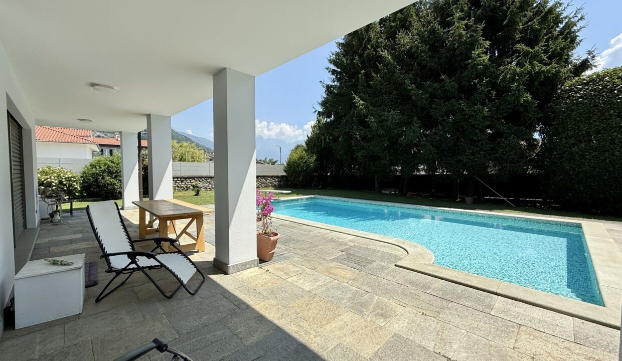 Villa Lake Como Gravedona ed Uniti with Swimming Pool