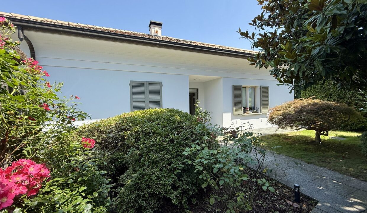 Villa Lake Como Gravedona ed Uniti with Swimming Pool