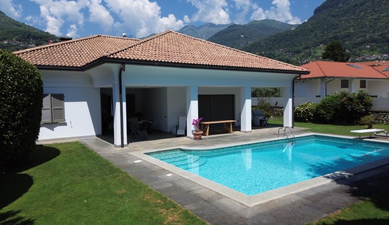 Villa Lake Como Gravedona ed Uniti with Swimming Pool