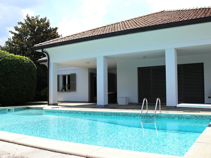 Villa Lake Como Gravedona ed Uniti with Swimming Pool