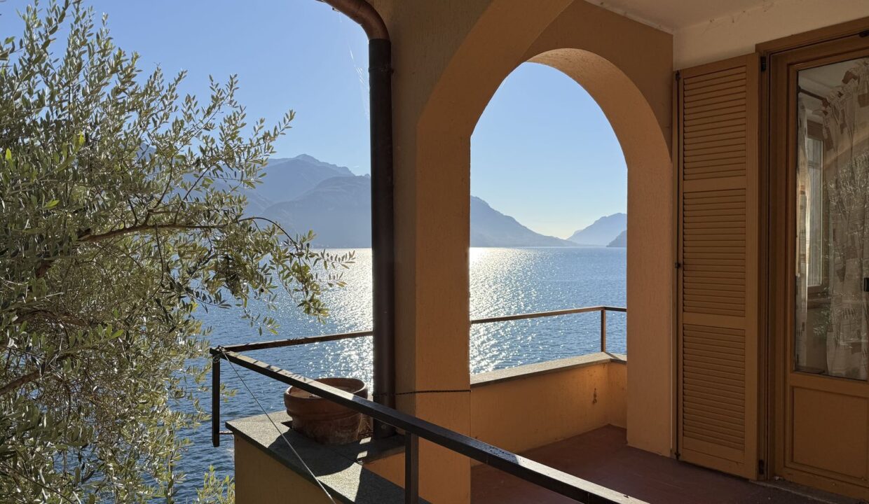 Villa Menaggio with Direct Access to the Lake