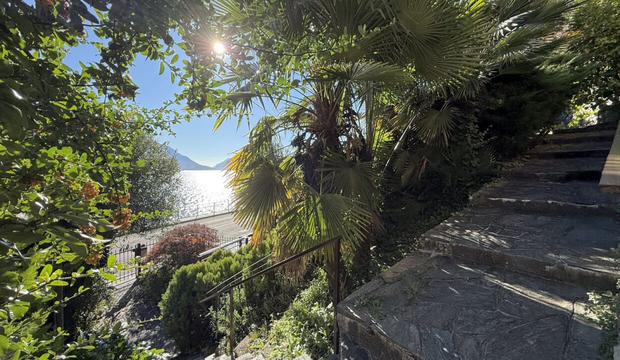 Villa Menaggio with Direct Access to the Lake