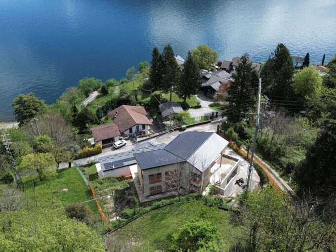 Lake Como Villa with Garden Pianello del Lario