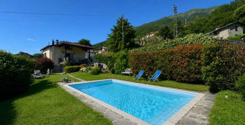 Lake Como Detached Villa Pianello del Lario with Pool