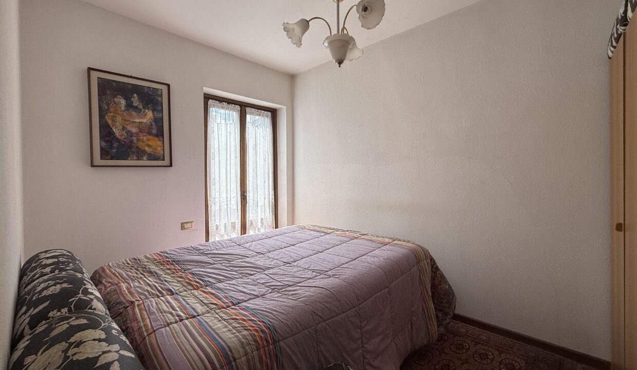 Detached Villa with Lake View - Stazzona