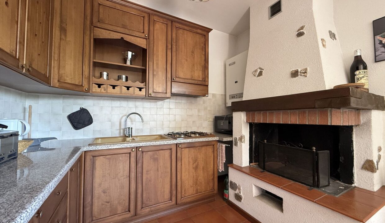 Detached Villa with Lake View - Stazzona