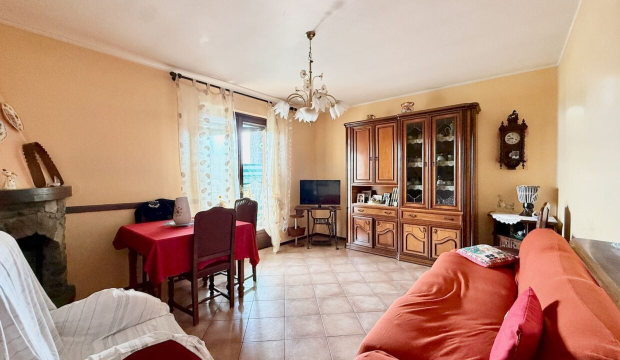 Lake Como Villa with Garden and Garage - Dongo