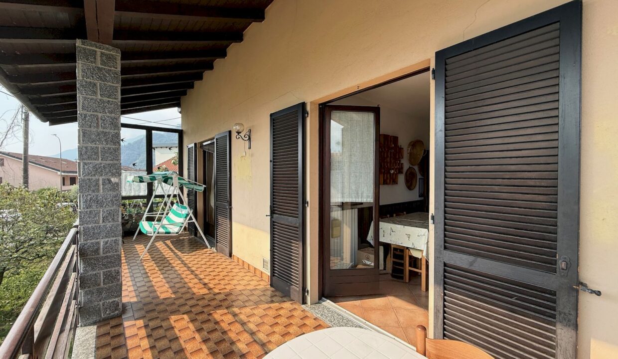 Lake Como Villa with Garden and Garage - Dongo