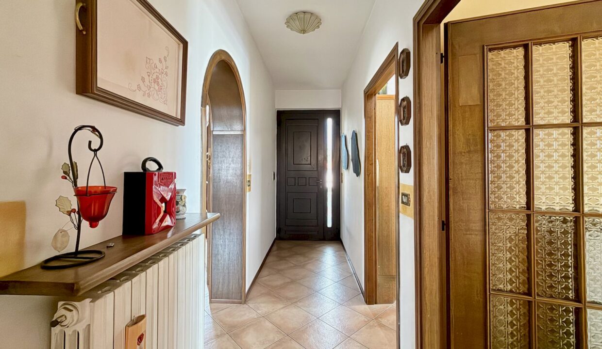 Lake Como Villa with Garden and Garage - Dongo
