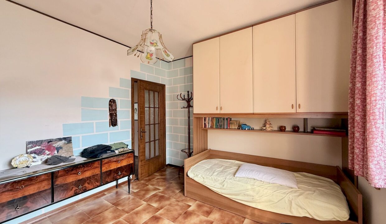 Lake Como Villa with Garden and Garage - Dongo