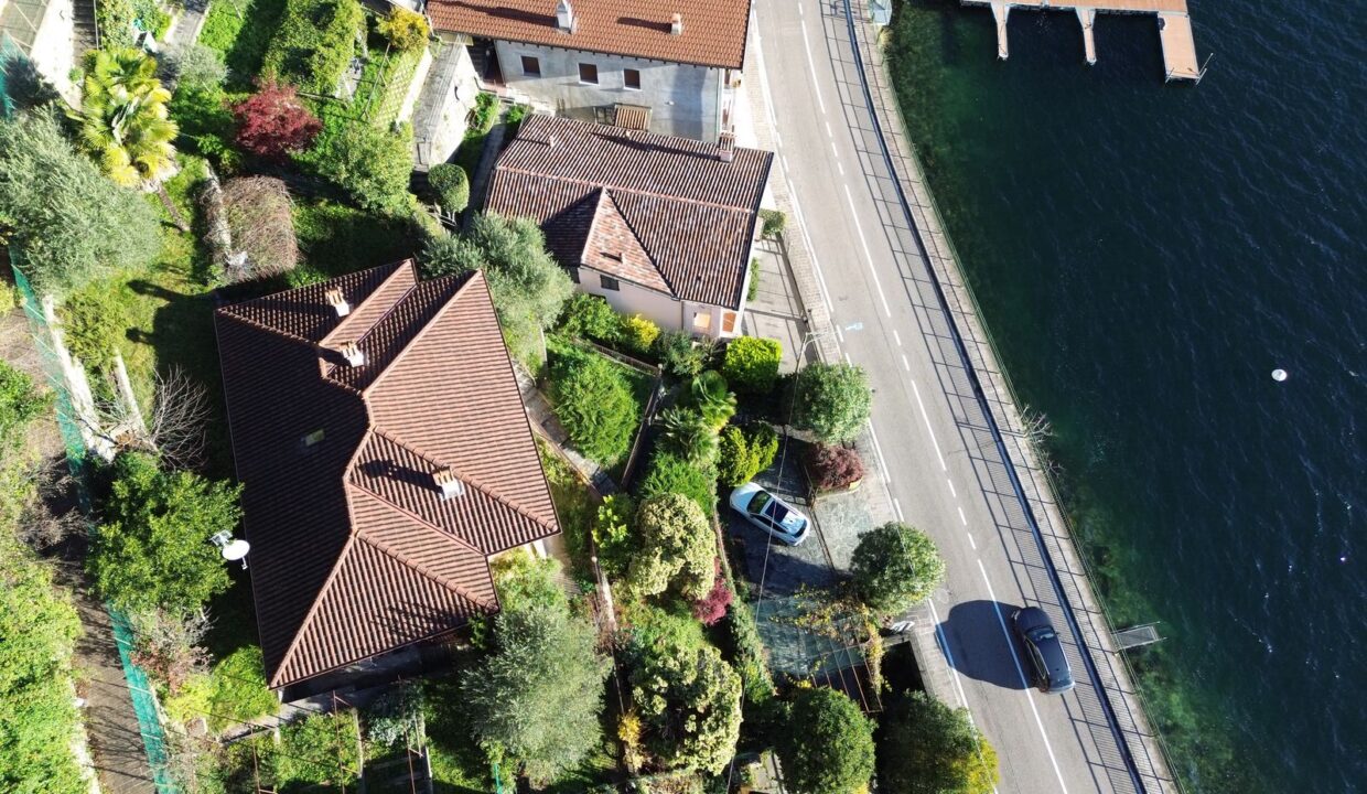 Villa Menaggio with Direct Access to the Lake