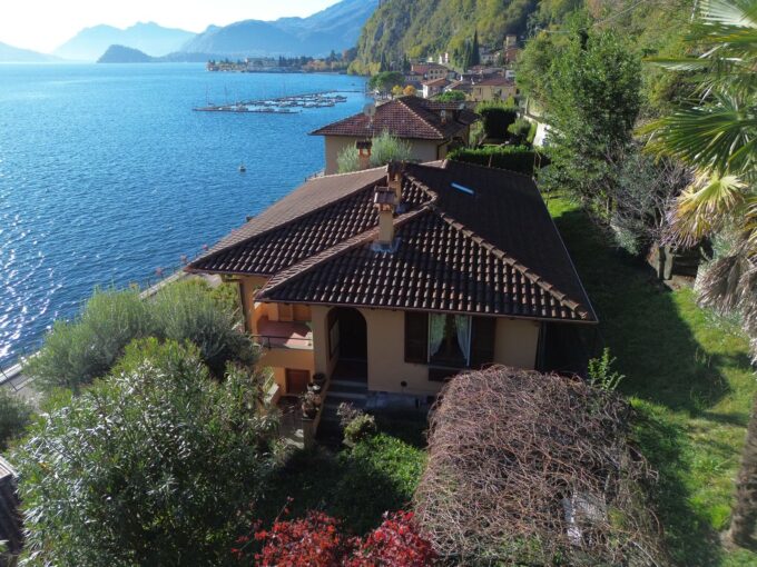 Villa Menaggio with Direct Access to the Lake