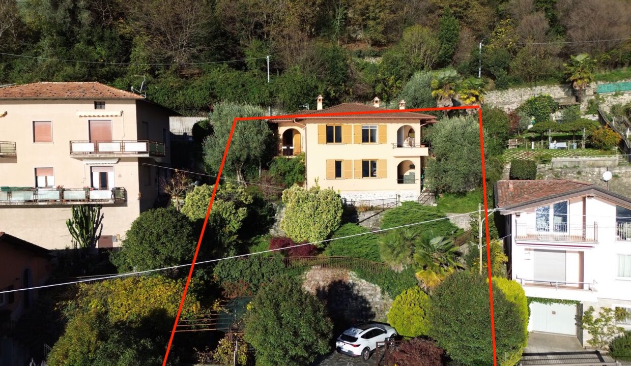 Villa Menaggio with Direct Access to the Lake