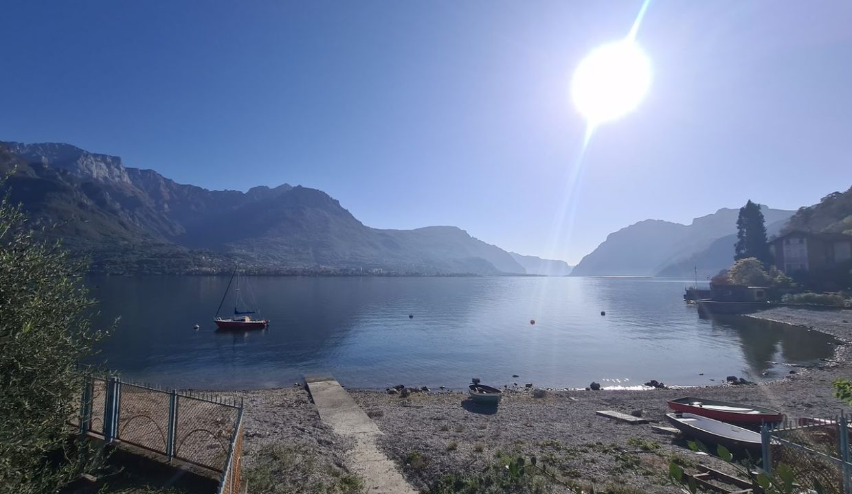 Lake Como Villa with Boathouse Oliveto Lario - beach