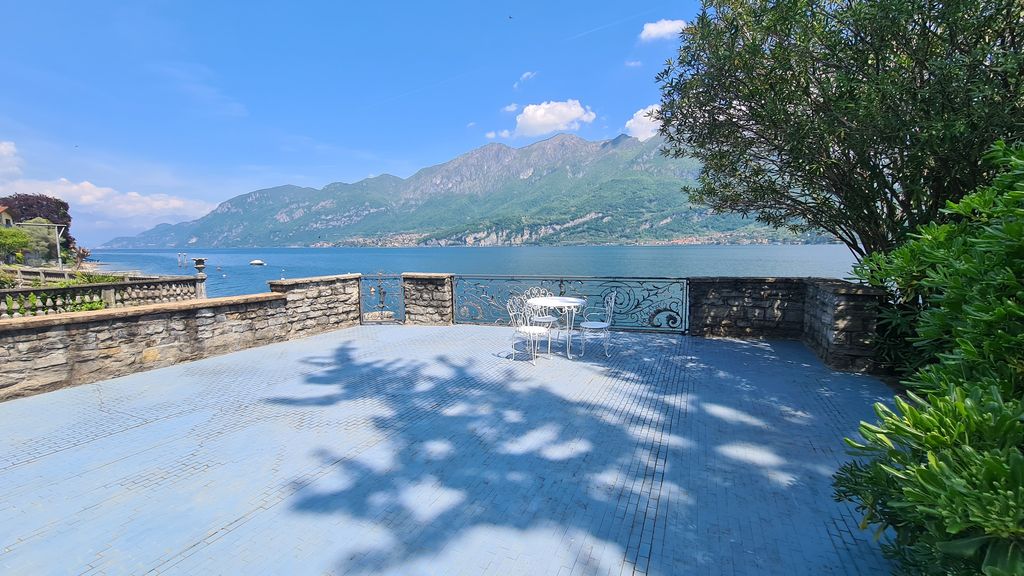 Luxury Villa Bellagio Front Lake Como with Boathouse