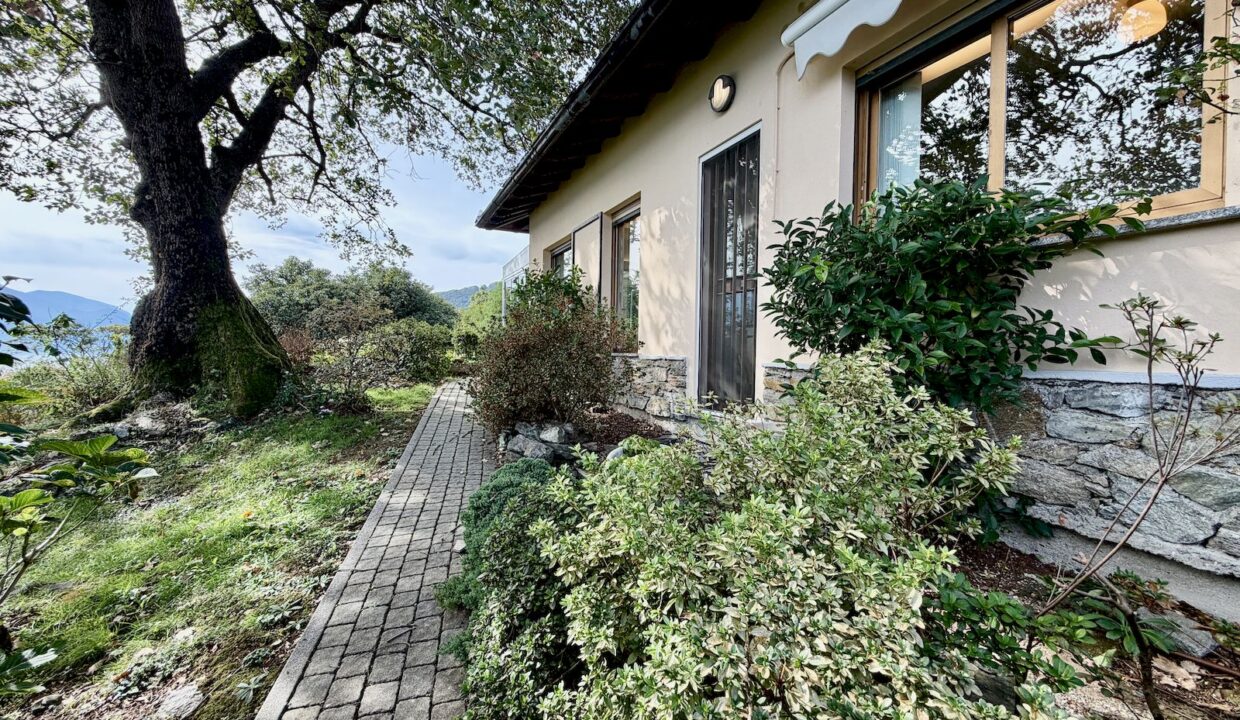 Lake Como Villa with Swimming Pool Pianello Lario