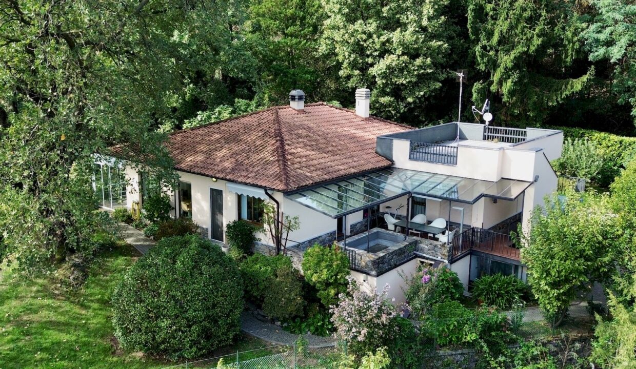 Lake Como Villa with Swimming Pool Pianello Lario