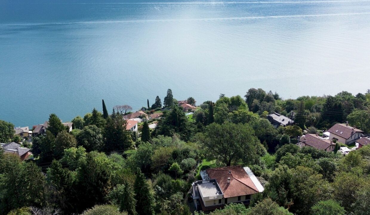 Lake Como Villa with Swimming Pool Pianello Lario