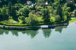 Luxury Villa Front Lake Colico with Boathouse - garage and car park