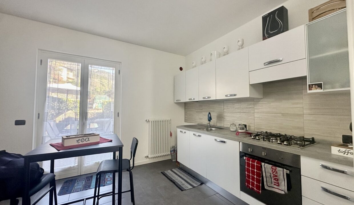 Lake Como House Residence with Swimming Pool