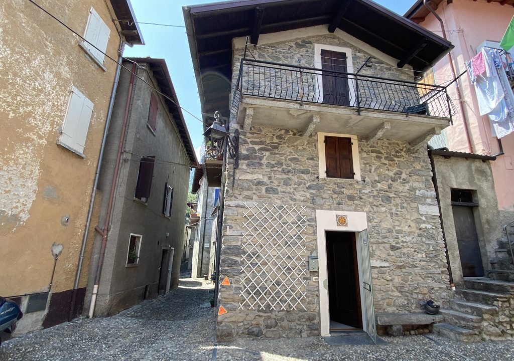 Tremezzina - House Ossuccio